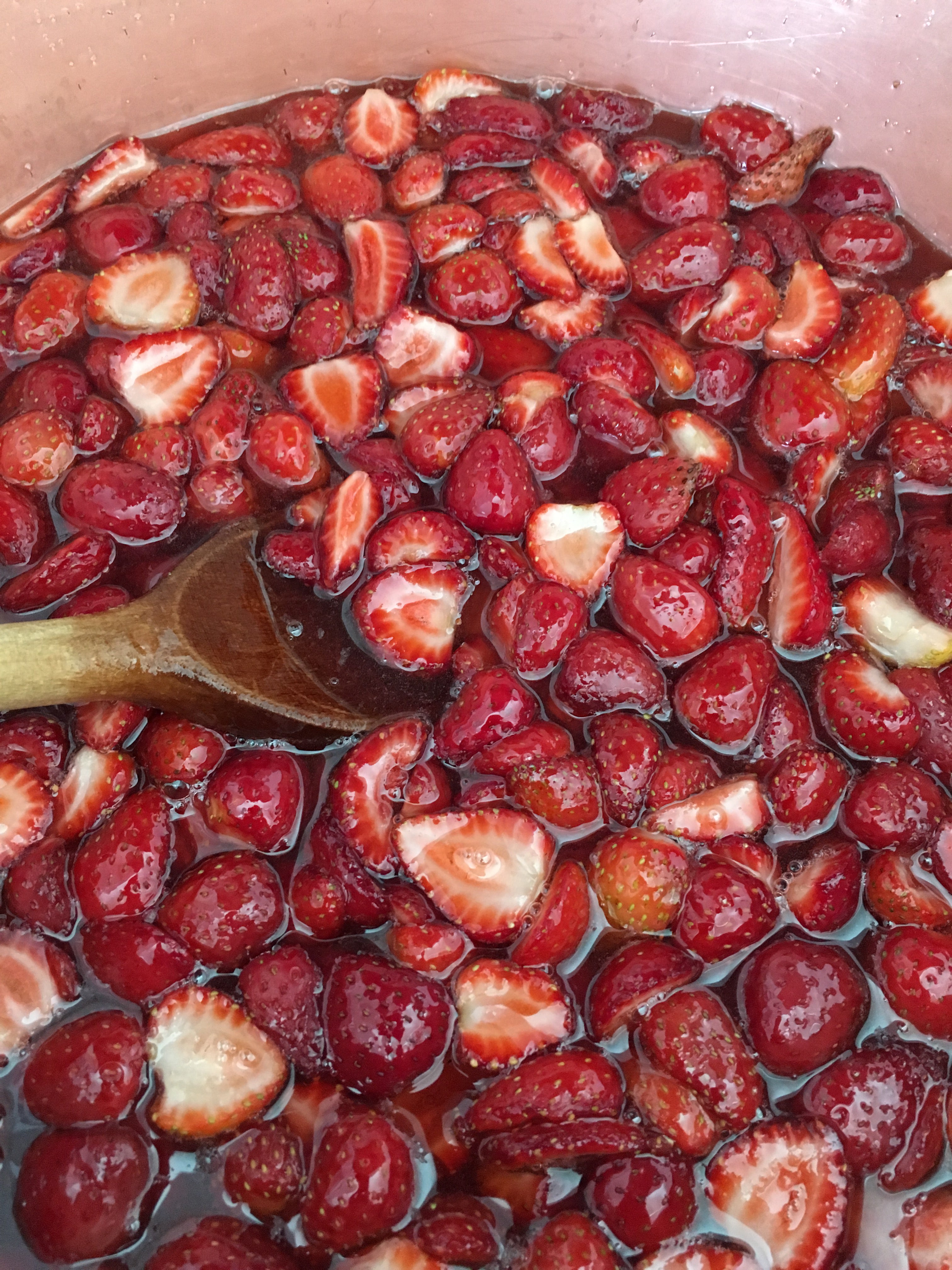 Strawberry jam cooking